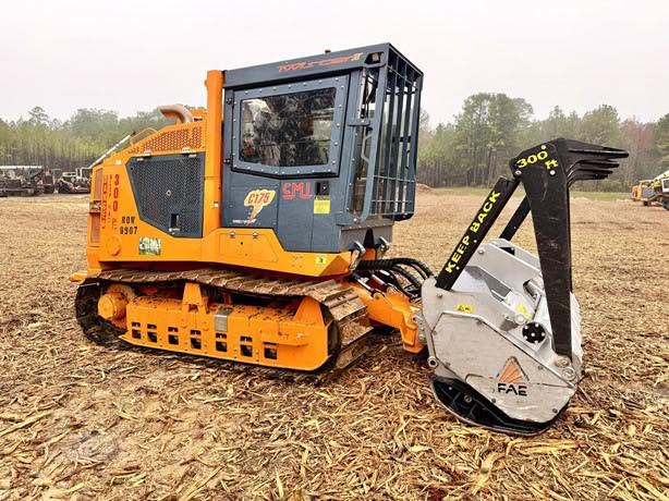 Professional land clearing contractor in Polk County providing brush clearing, tree removal, forestry mulching, and site preparation services by D4 Land Clearing.